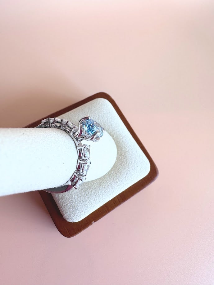 14k White Gold 1.59 Lab Fancy Vivid Blue Pear Shape Diamond Ring w/ 3/4ctw pear accent diamonds