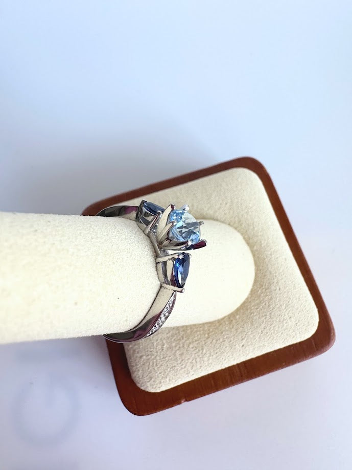 Natural Blue Topaz and Saphire w/ diamond accents Platinum Ring